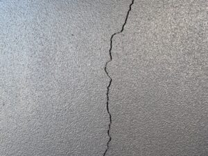 外壁　クラック