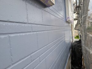 外壁　サイディング　中塗り