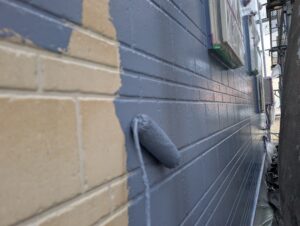 サイディング　外壁　中塗り