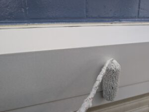 シャッターボックス 上塗り 1回目