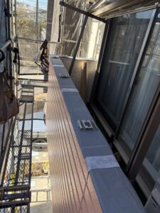 バルコニー 笠木 工事