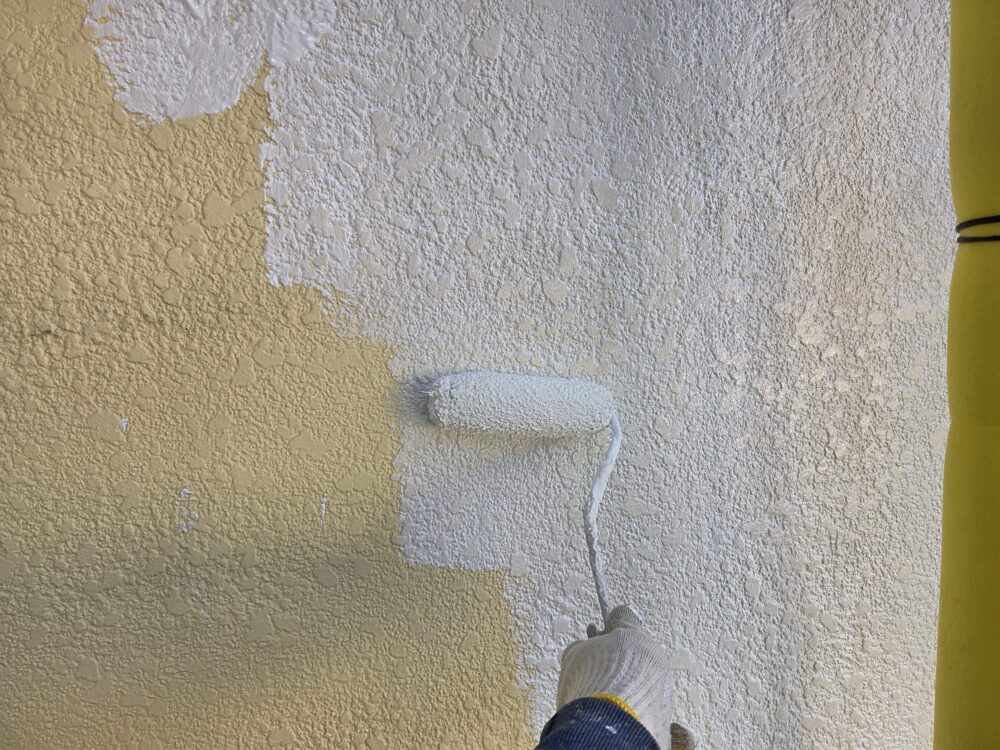 外壁　下塗り　モルタル