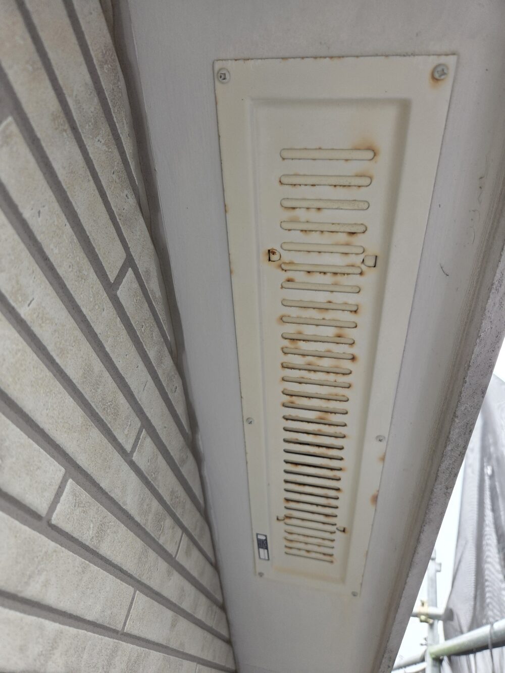 軒天　通気口　防火ダンパー